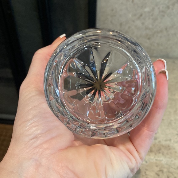 Whiskey Crystal Glass Set With (4) Glasses. - Picture 7 of 12